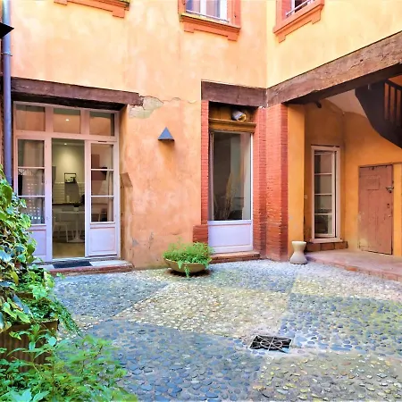 Sublime Cocon Pour 2 Aux Portes De La Place Nationale - Proximite Immediate Toutes Commodites Et Sites D'interets Lejlighed *