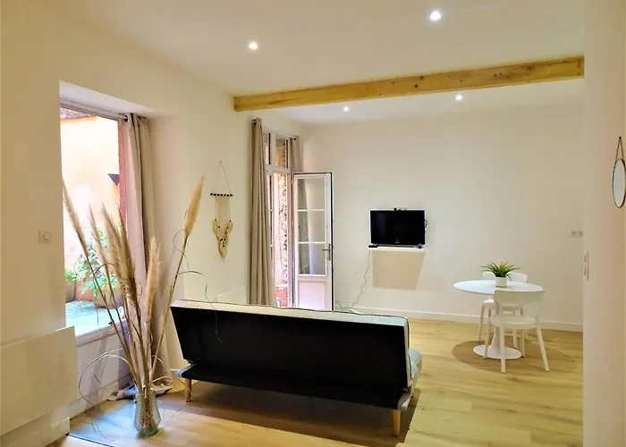 Sublime Cocon Pour 2 Aux Portes De La Place Nationale - Proximite Immediate Toutes Commodites Et Sites D'interets Apartamento